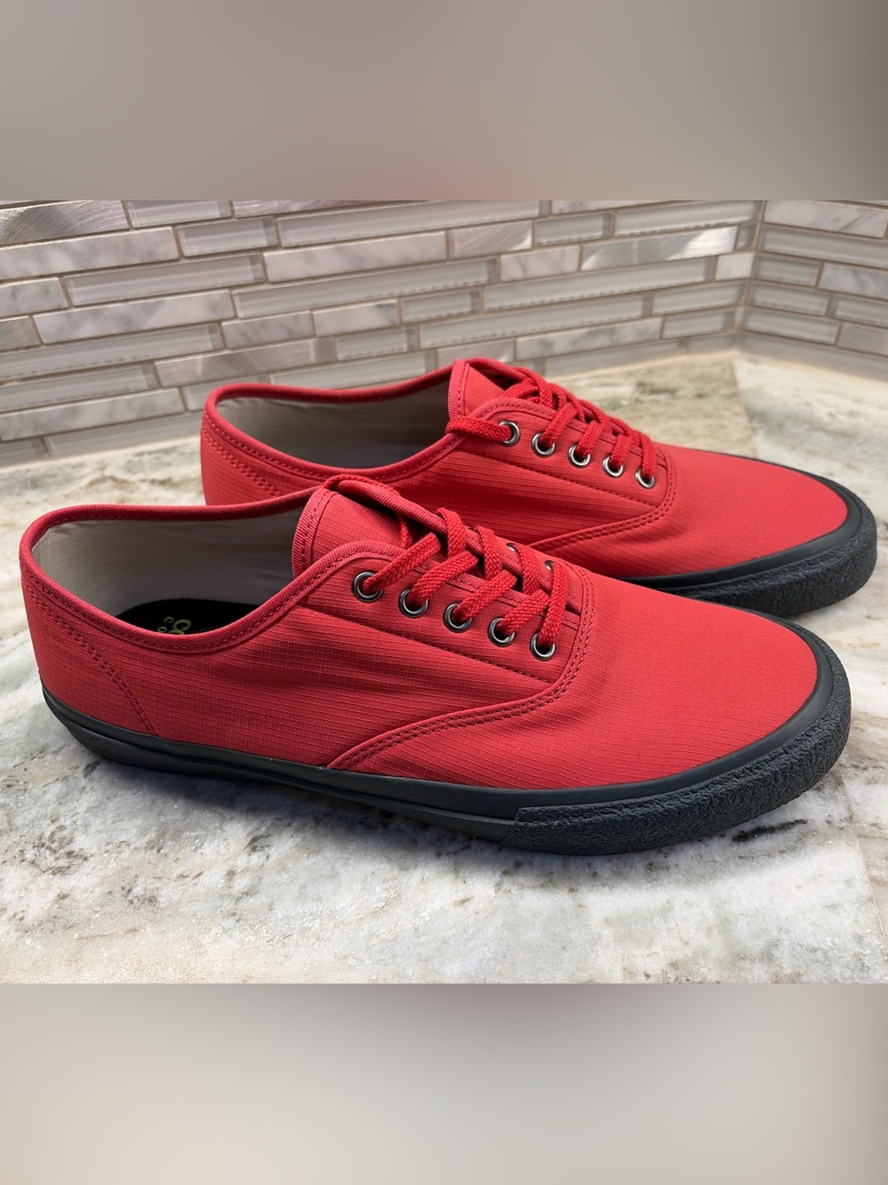NEW SPERRY, MENS SIZE 11, SPERRY X COLOUR PLUS COMPANIE CVO🔴SHOES, MSRP $90.00!